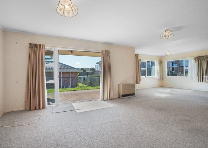  at 40/4 Admiral Crescent, Flagstaff, Hamilton