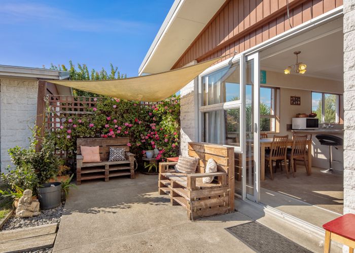  at 143 Budge Street, Riversdale, Blenheim