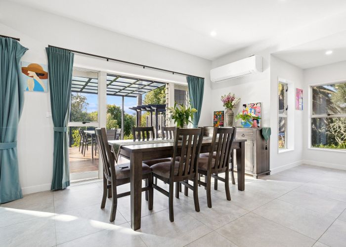  at 16 Almond Grove, Greenhithe, North Shore City, Auckland