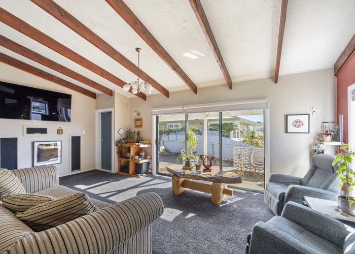  at 27 Holyrood Street, Taradale, Napier