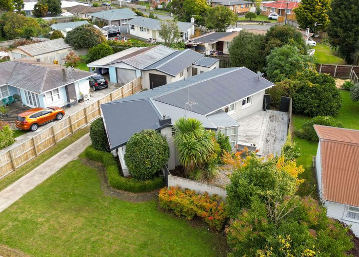  at 90 Mount View Road, Melville, Hamilton, Waikato