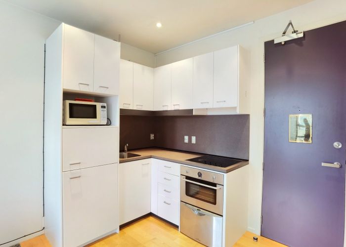  at 14C/32 Eden Crescent, Auckland Central, Auckland