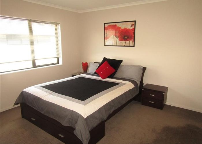  at 24 Percy Kinsman Crescent, Riverstone Terraces, Upper Hutt