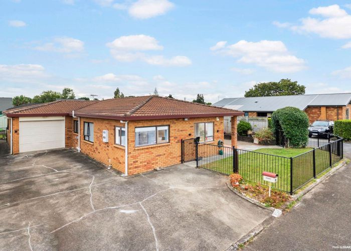  at 18 Botanic View, Manurewa, Manukau City, Auckland