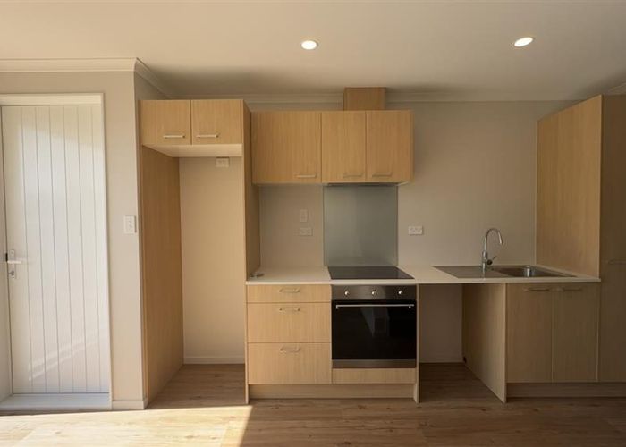  at 41 Wickman Way, Mangere East, Auckland