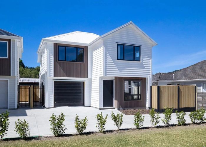  at 105 Main Road, Wainuiomata, Lower Hutt, Wellington