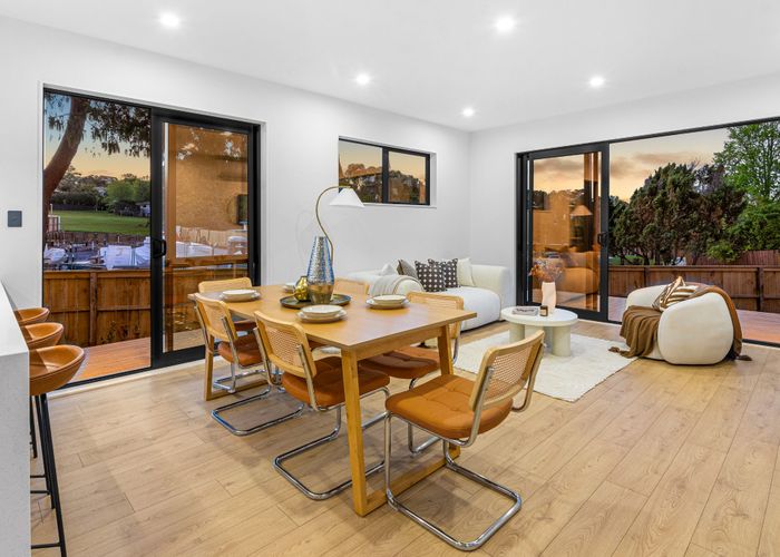  at 7 Weetman Drive, Browns Bay, North Shore City, Auckland