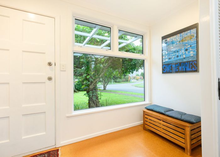  at 8 Waterloo Crescent, Hokowhitu, Palmerston North, Manawatu / Whanganui