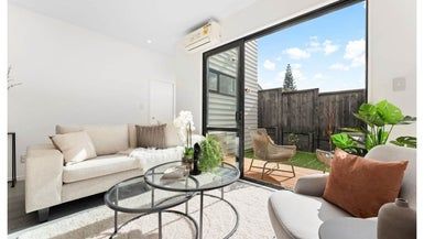  at 4/122 Archibald Road, Kelston, Auckland