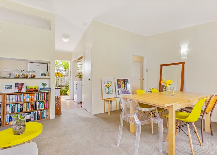  at 2/181 Mount Smart Road, Onehunga, Auckland