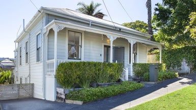  at 1 Alexander Street, Kingsland, Auckland