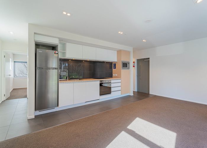  at 2C/193 Riccarton Road, Riccarton, Christchurch
