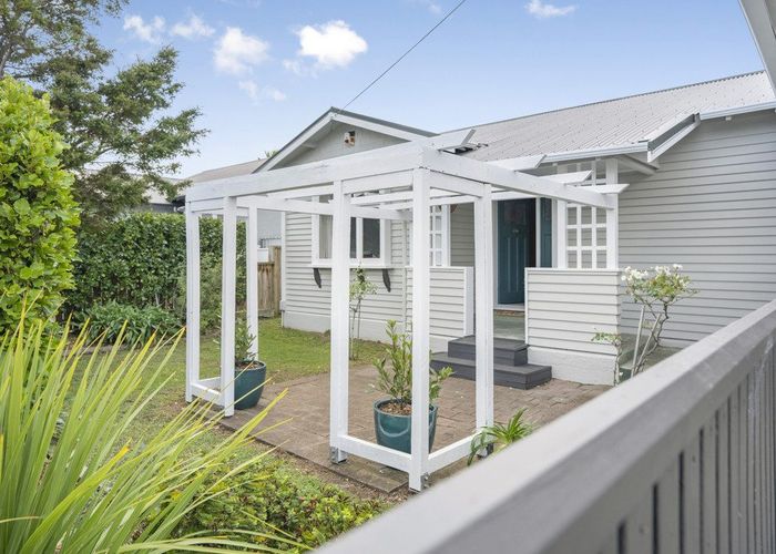  at 40 Tennyson Street, Petone, Lower Hutt