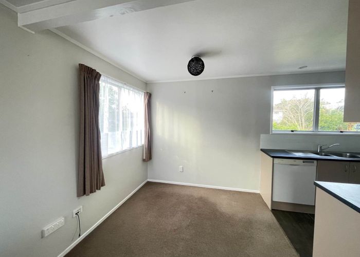  at 17 Glucina Place, Glen Eden, Waitakere City, Auckland