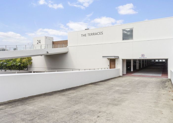  at 105/24 Wellington Street, Howick, Manukau City, Auckland
