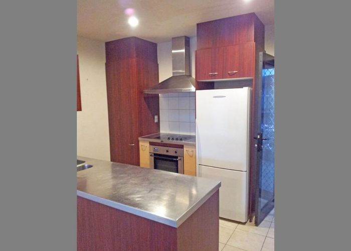  at 25/3 Burton Street, Grafton, Auckland