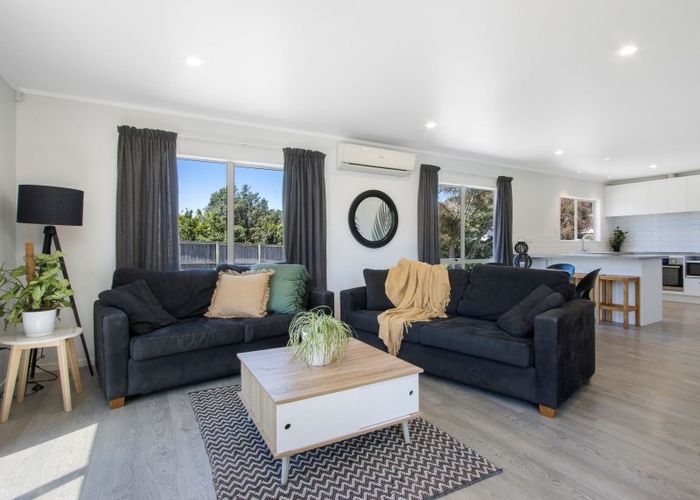  at 32 Papaunahi Road, Bowentown, Waihi Beach