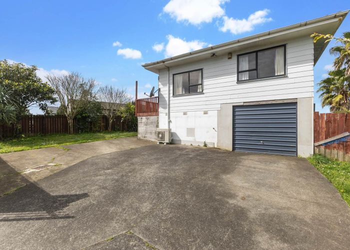  at 8 Southview Place, Wattle Downs, Auckland