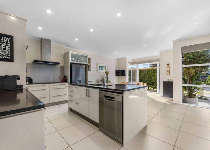  at 8 Emilia Nixon Lane, Stonefields, Auckland City, Auckland