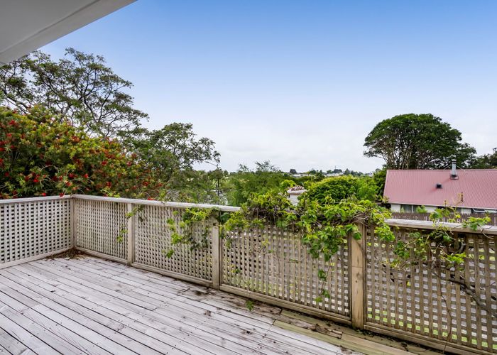  at 13 Fairfax Terrace, Frankleigh Park, New Plymouth, Taranaki