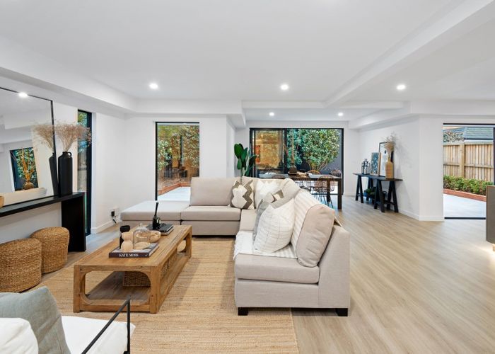  at 2/90 Hinau Street, Riccarton, Christchurch