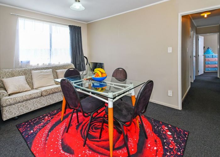  at 4/1 Rebecca Rise, Weymouth, Auckland