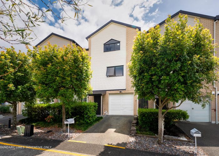  at 6/172 Mcleod Road, Te Atatu South, Waitakere City, Auckland