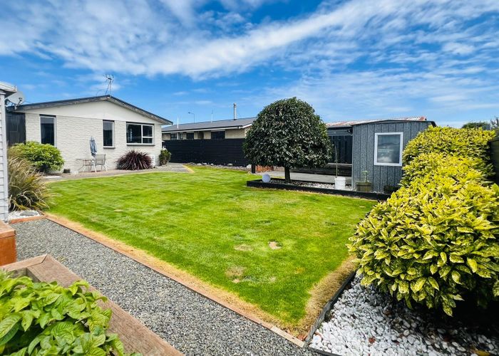  at 8 Albany Street, Kingswell, Invercargill