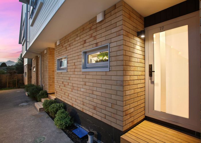  at 19 Helen Jenepher Lane, Mount Wellington, Auckland City, Auckland