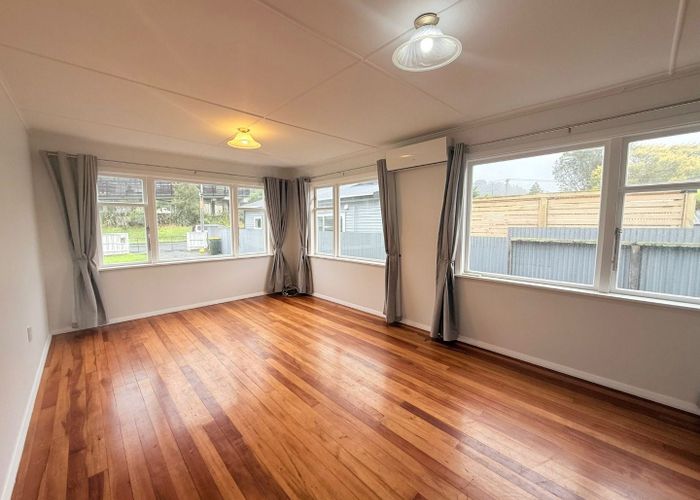  at 6 Golf Road, Manor Park, Lower Hutt, Wellington