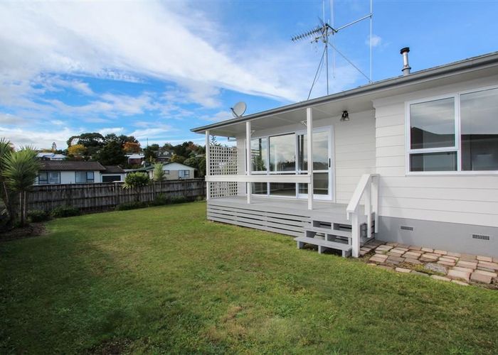  at 2 Norfolk Place, Pukete, Hamilton, Waikato