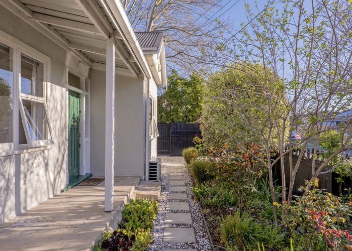  at 18 Olliviers Road, Phillipstown, Christchurch City, Canterbury