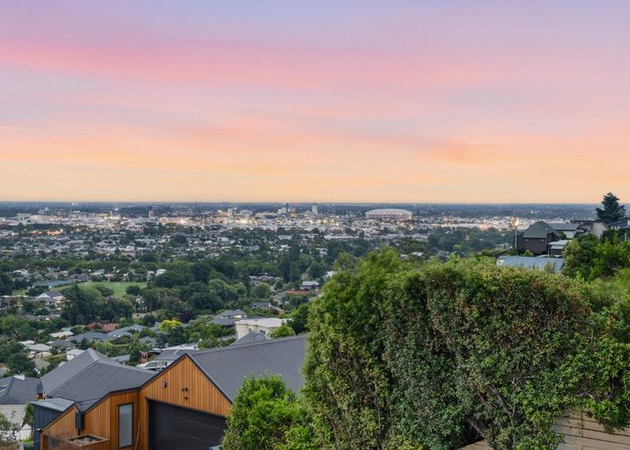  at 31 Lookaway Place, Huntsbury, Christchurch City, Canterbury