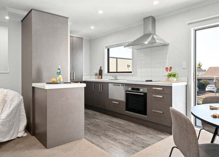  at 2/8 Richmond Street, Whitiora, Hamilton, Waikato