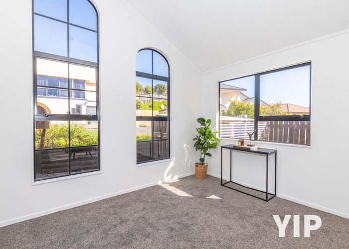  at 36B Kentwood Drive, Woodridge, Wellington, Wellington