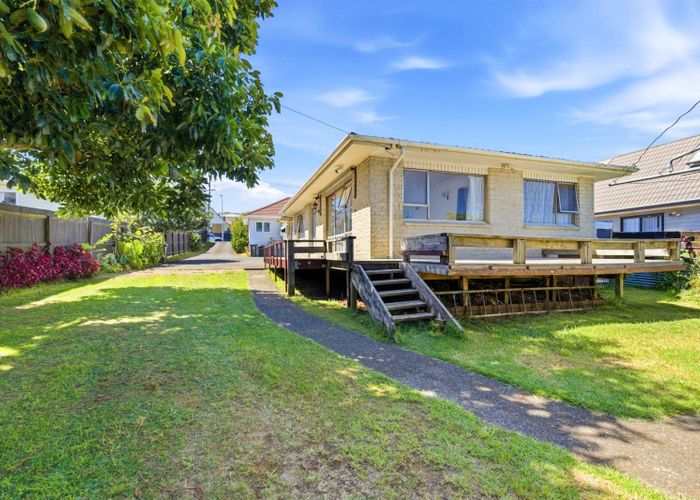  at 2/26 Haughey Avenue, Three Kings, Auckland City, Auckland