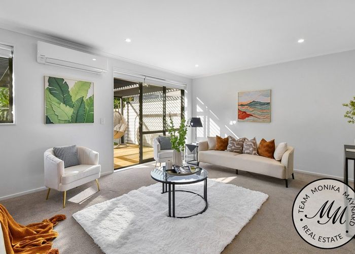  at 26 Matairangi Avenue, Totara Heights, Auckland