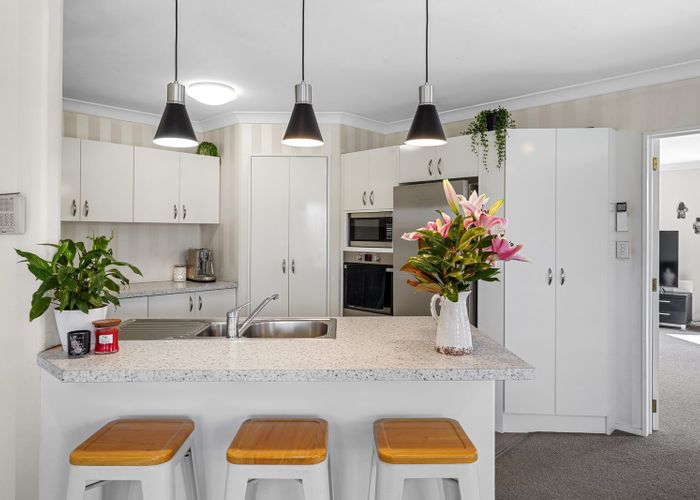  at 2 Glencullen Drive, Casebrook, Christchurch