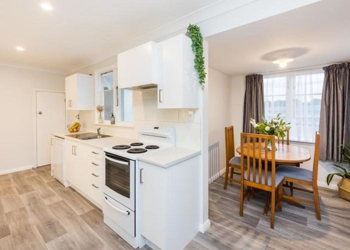  at 4 Seddon Street, Takaro, Palmerston North, Manawatu / Whanganui