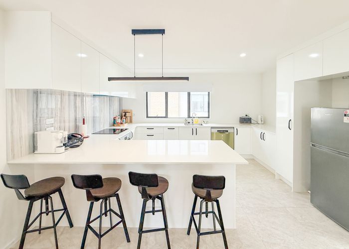  at 11 Dotterel Place, Westgate, Waitakere City, Auckland