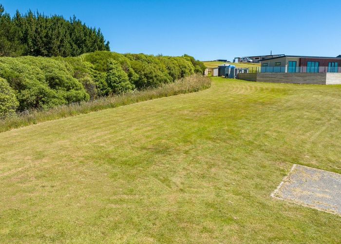 For sale 3 Knoyle Road, Riversdale Beach, Masterton, Wellington