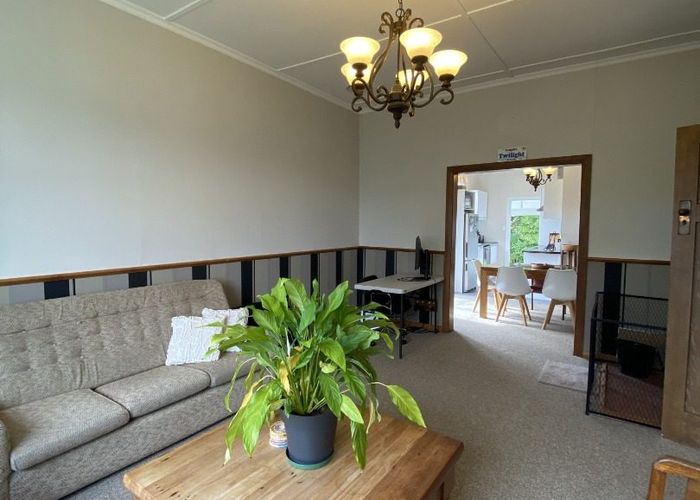  at 33 Awatea Street, Ranui Heights, Porirua, Wellington