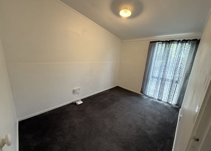  at 3A Donovan Avenue, Massey, Waitakere City, Auckland
