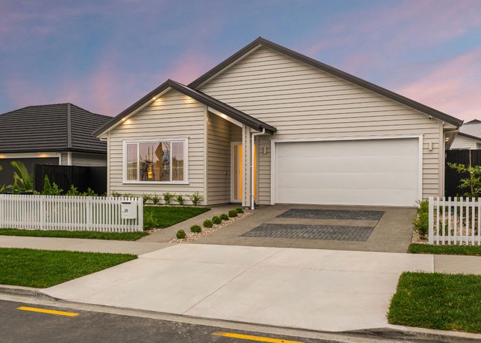  at 371 Te Taruna Drive, Milldale, Rodney, Auckland