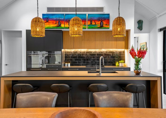  at 10 Vaughan Crescent, Murrays Bay, North Shore City, Auckland