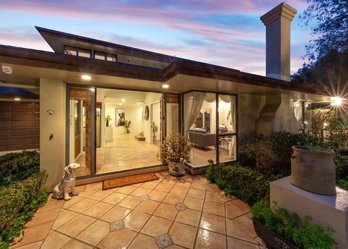  at 12 Del Mar Court, Shamrock Park, Auckland