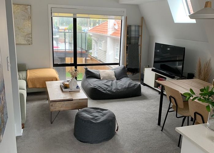  at 101 Rongotai Road, Kilbirnie, Wellington