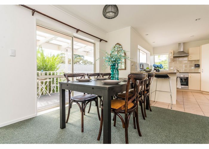  at 32 Milan Drive, Glen Eden, Auckland