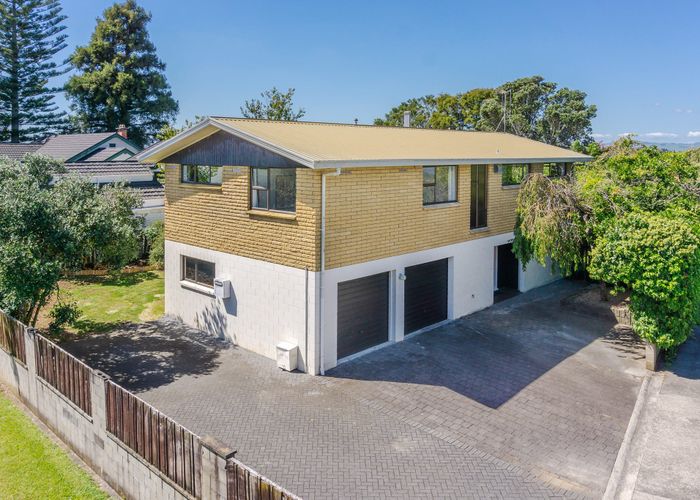  at 58 Hillcrest Road, Hillcrest, Hamilton