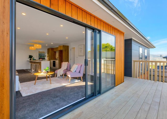 at 17A Whenua View, Titahi Bay, Porirua